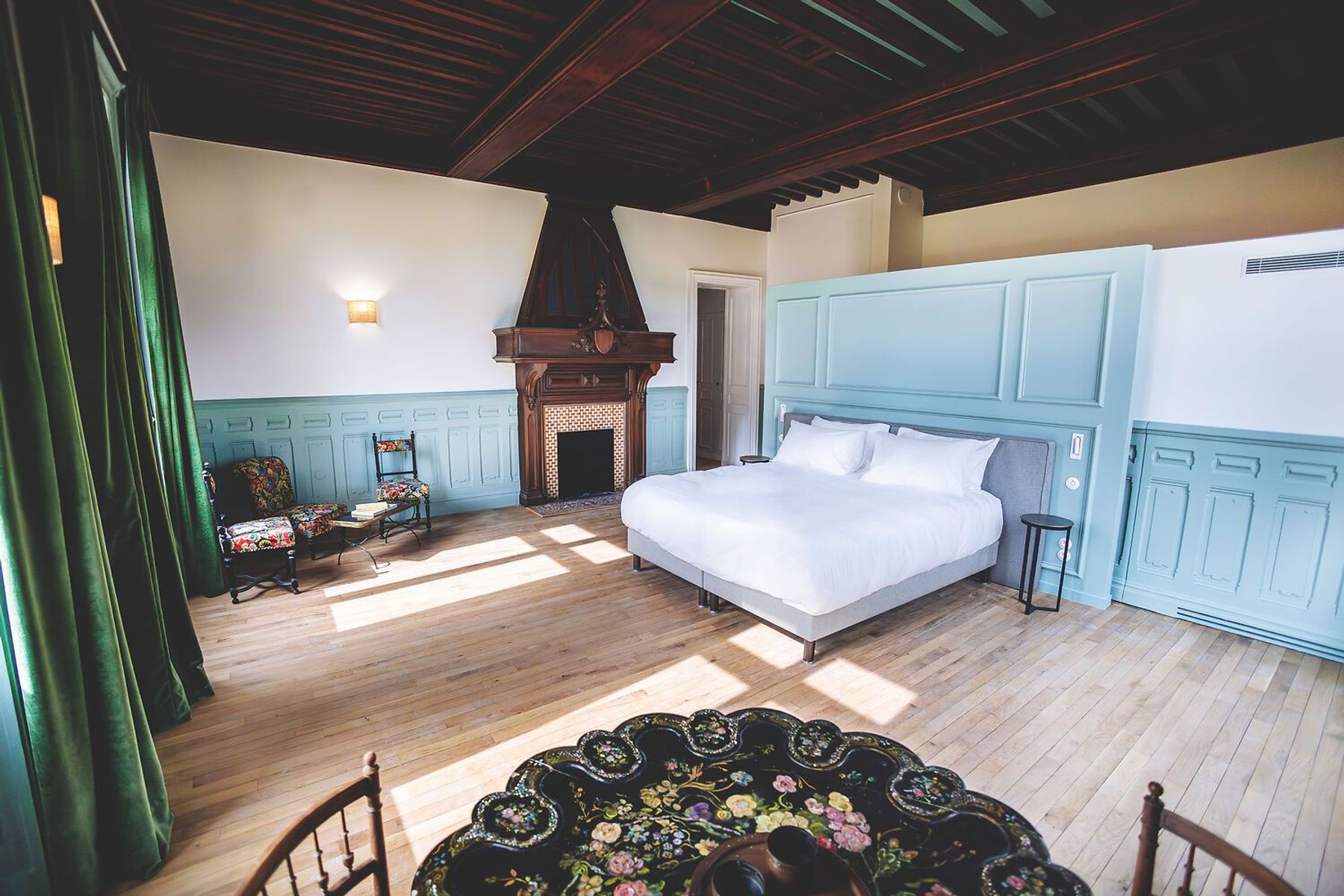 Chateau Beaune villa photo.